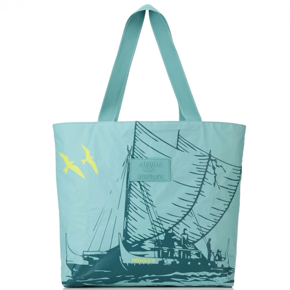 Aloha Collection Day Tripper Hōkūleʻa